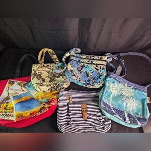5 Beachy Purses & Totes